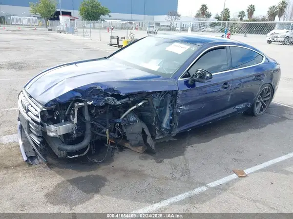 WAUC4CF56KA015053 2019 AUDI S5 - Image 2