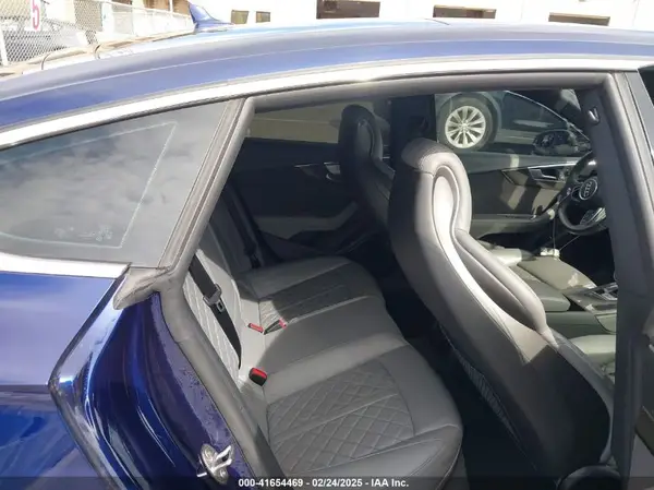 WAUC4CF56KA015053 2019 AUDI S5 - Image 8