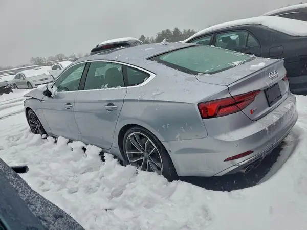 WAUC4CF56KA017255 2019 AUDI S5 - Image 2
