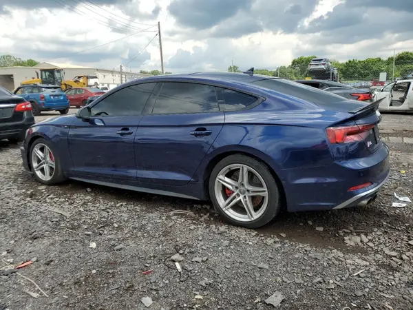 WAUC4CF56KA071896 2019 AUDI S5 - Image 2