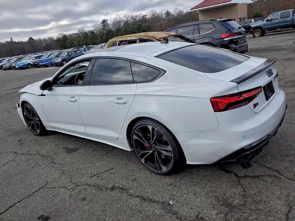 WAUC4CF56RA024913 2024 AUDI S5 - Image 2