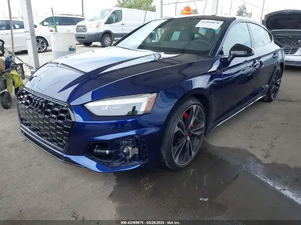 WAUC4CF56SA013559 2025 AUDI S5 - Image 2