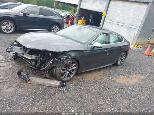 WAUC4CF57JA036587 2018 AUDI S5 - Image 2
