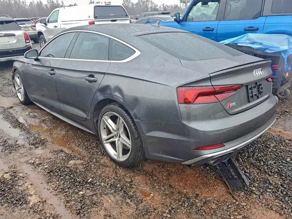 WAUC4CF57JA040221 2018 AUDI S5 - Image 2