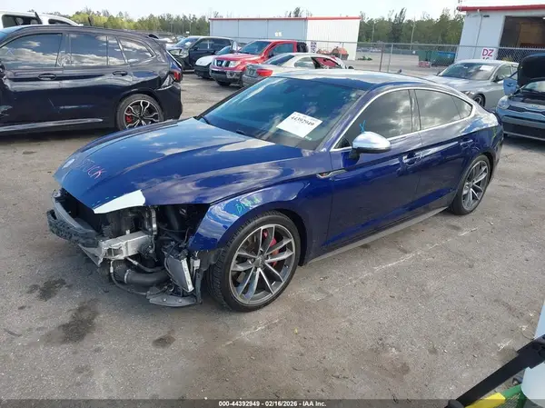 WAUC4CF57JA043491 2018 AUDI S5 - Image 2