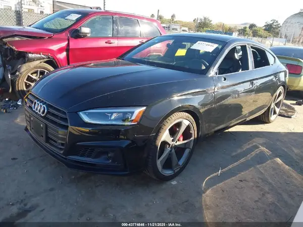 WAUC4CF57KA077139 2019 AUDI S5 - Image 2