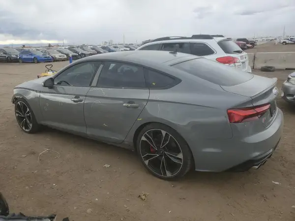 WAUC4CF57MA022970 2021 AUDI RS5 - Image 2