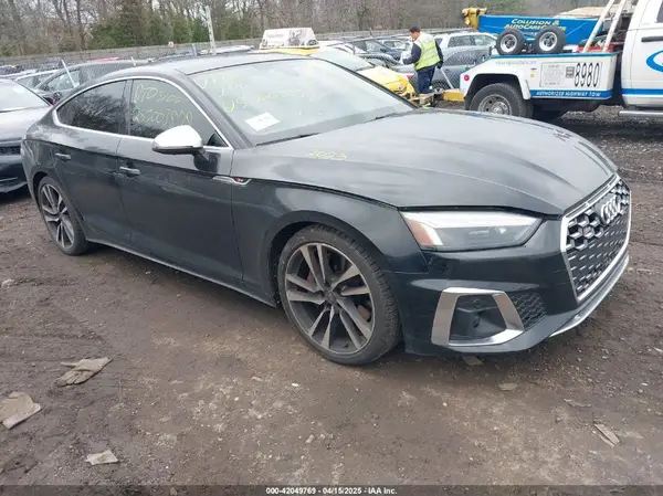 WAUC4CF57PA069131 2023 AUDI S5 - Image 1