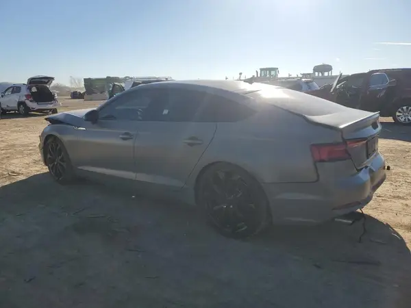 WAUC4CF58KA097352 2019 AUDI RS5 - Image 2