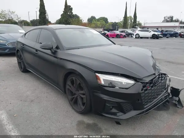 WAUC4CF58MA041642 2021 AUDI S5 - Image 1