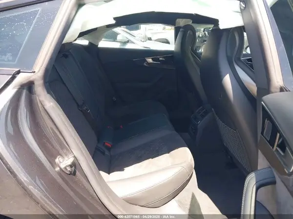 WAUC4CF58MA041642 2021 AUDI S5 - Image 8
