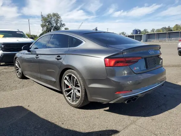 WAUC4CF59JA009309 2018 AUDI S5 - Image 2