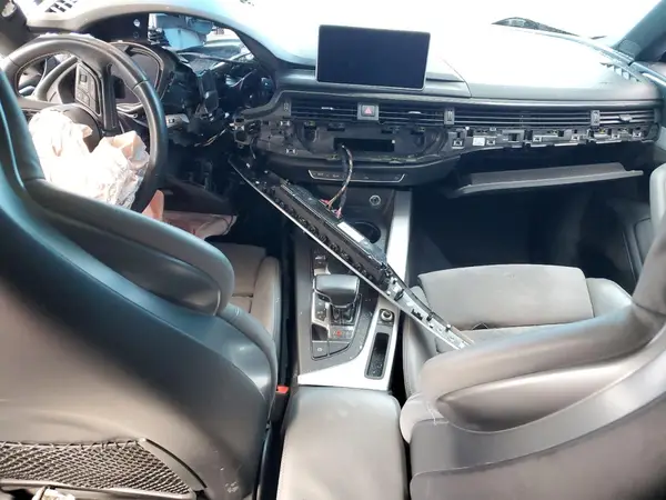 WAUC4CF59JA010900 2018 AUDI RS5 - Image 8
