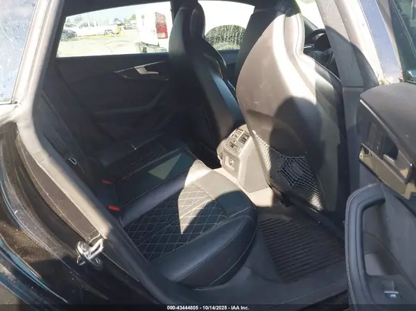 WAUC4CF59JA034761 2018 AUDI S5 - Image 8