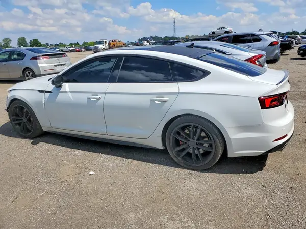 WAUC4CF59JA074841 2018 AUDI RS5 - Image 2