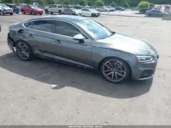 WAUC4CF59JA092532 2018 AUDI S5