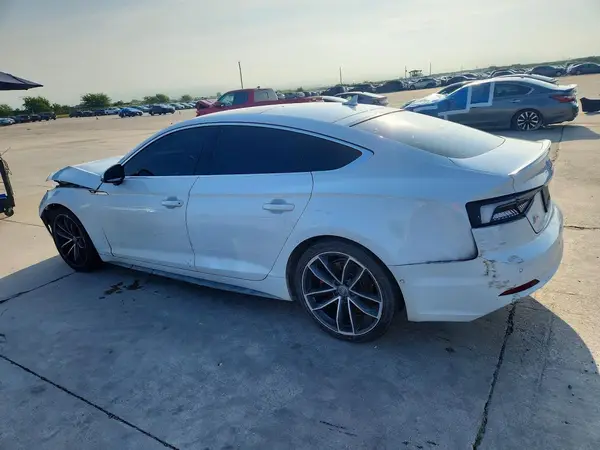 WAUC4CF59KA017492 2019 AUDI RS5 - Image 2