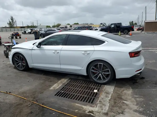 WAUC4CF59KA021476 2019 AUDI S5 - Image 2