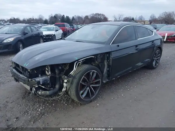 WAUC4CF59KA044014 2019 AUDI S5 - Image 2
