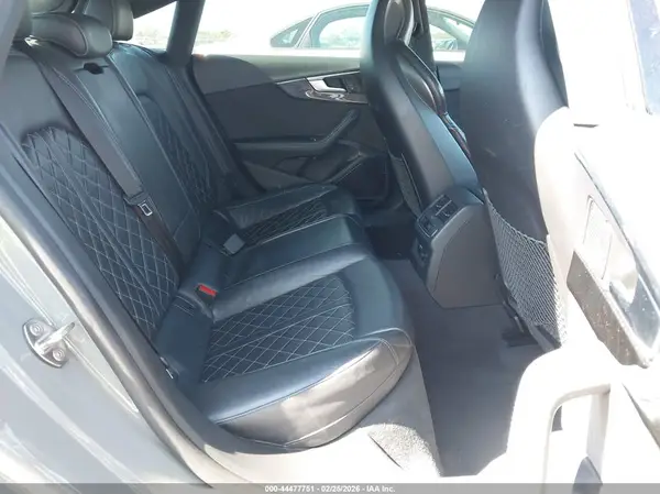 WAUC4CF59KA065297 2019 AUDI S5 - Image 8