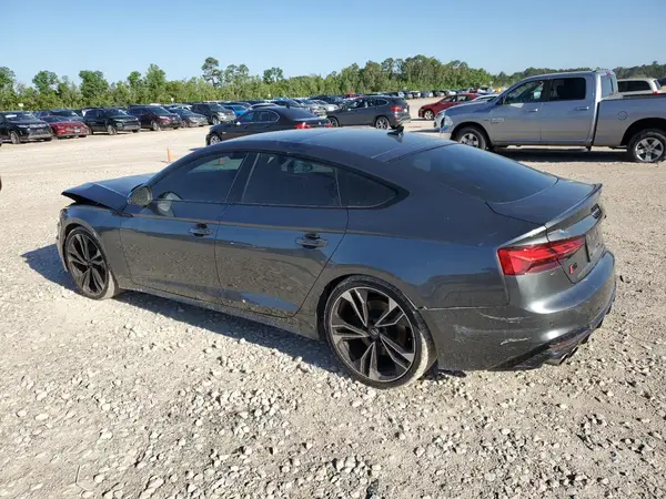 WAUC4CF59MA018631 2021 AUDI RS5 - Image 2