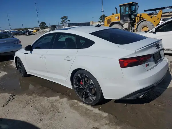 WAUC4CF59MA063116 2021 AUDI RS5 - Image 2