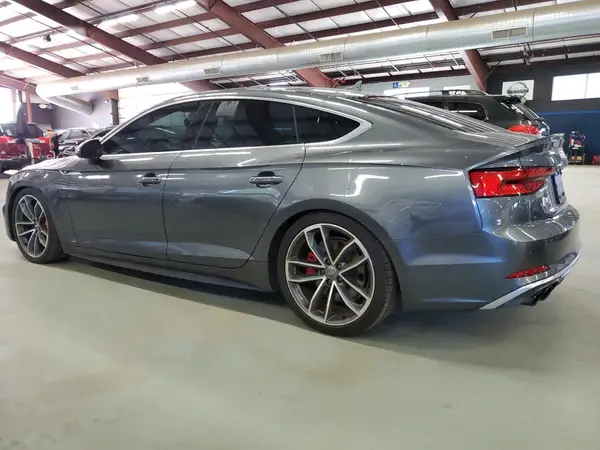 WAUC4CF5XJA010839 2018 AUDI S5 - Image 2