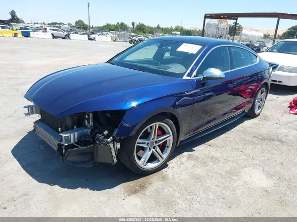 WAUC4CF5XJA048975 2018 AUDI S5 - Image 2