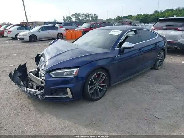 WAUC4CF5XJA061953 2018 AUDI S5 - Image 2