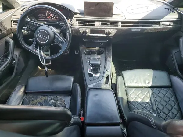 WAUC4CF5XJA085685 2018 AUDI RS5 - Image 8