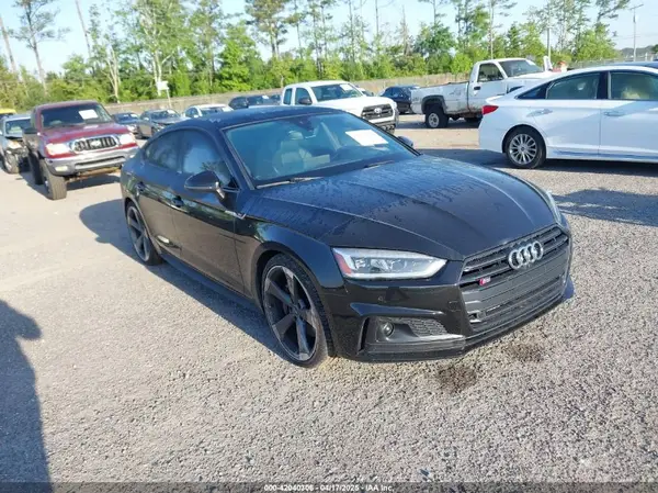 WAUC4CF5XKA004458 2019 AUDI S5 - Image 1