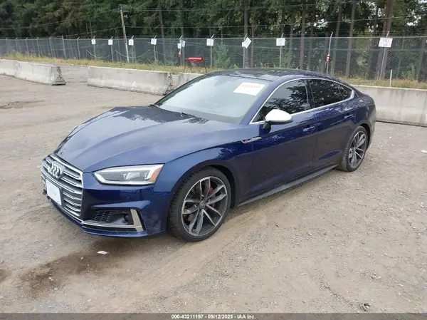 WAUC4CF5XKA065146 2019 AUDI S5 - Image 2