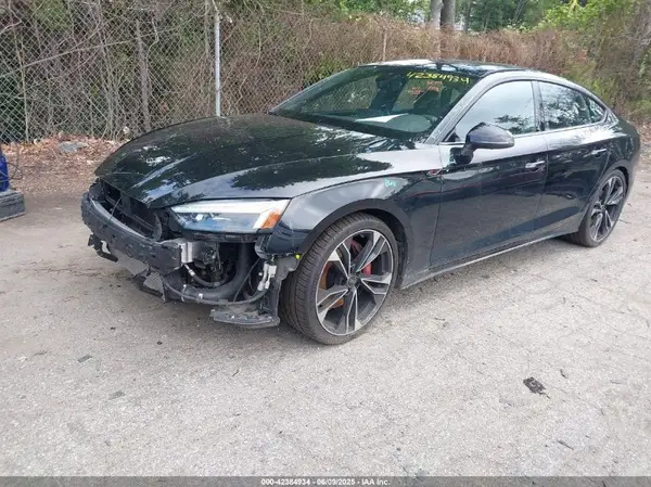 WAUC4CF5XRA070955 2024 AUDI S5 - Image 2