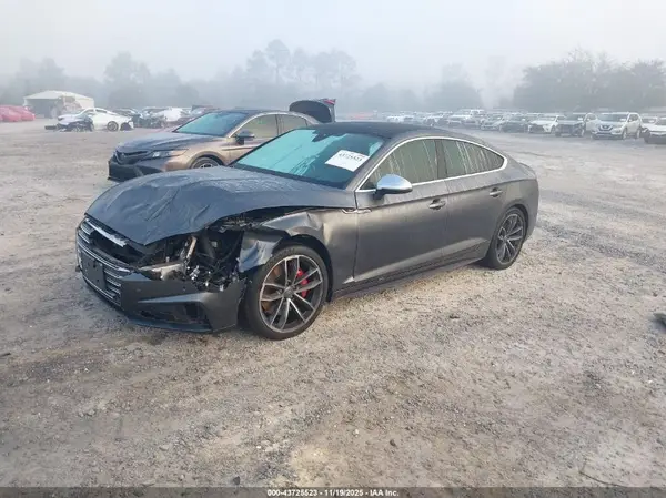 WAUC4DF57JA023084 2018 AUDI S5 - Image 2