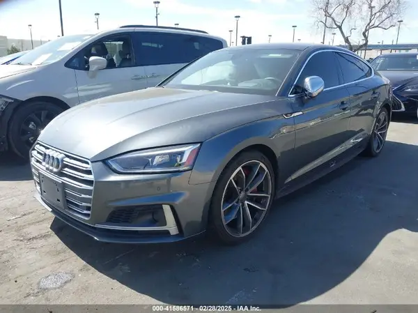 WAUC4DF57JA029838 2018 AUDI S5 - Image 2