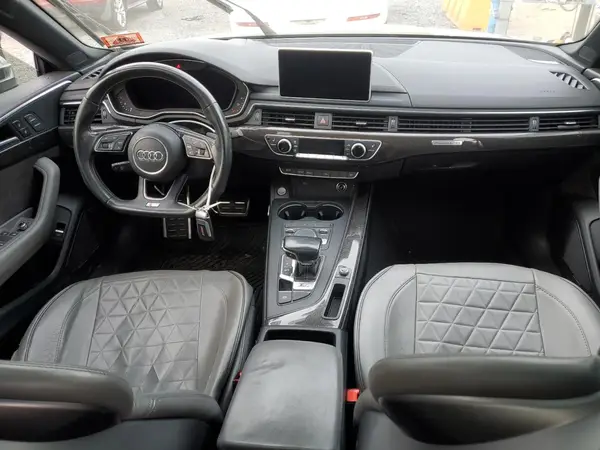 WAUC4DF57JA054349 2018 AUDI RS5 - Image 8