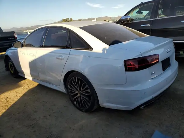 WAUC8AFC0JN060133 2018 AUDI A6 - Image 2