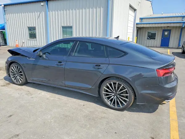 WAUCBCF50NA029153 2022 AUDI A5 - Image 2
