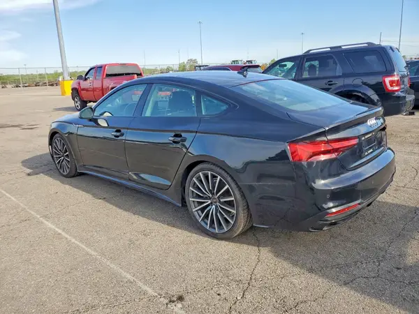 WAUCBCF51NA028285 2022 AUDI A5 - Image 2