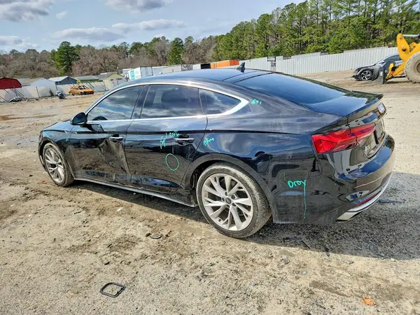 WAUCBCF53MA025709 2021 AUDI A5 - Image 2