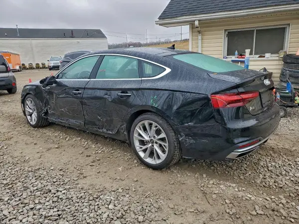 WAUCBCF53MA042509 2021 AUDI A5 - Image 2