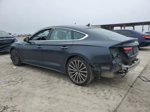 WAUCBCF55MA029552 2021 AUDI A5 - Image 2
