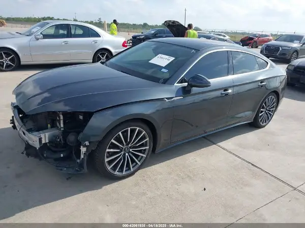 WAUCBCF57MA062410 2021 AUDI A5 - Image 2