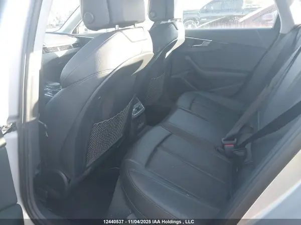 WAUCNAF42HN003329 2017 AUDI A4 - Image 8