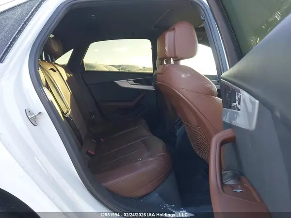 WAUCNAF45HN020075 2017 AUDI A4 - Image 8