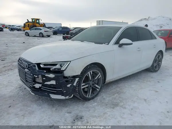 WAUCNAF47HN051781 2017 AUDI A4 - Image 2