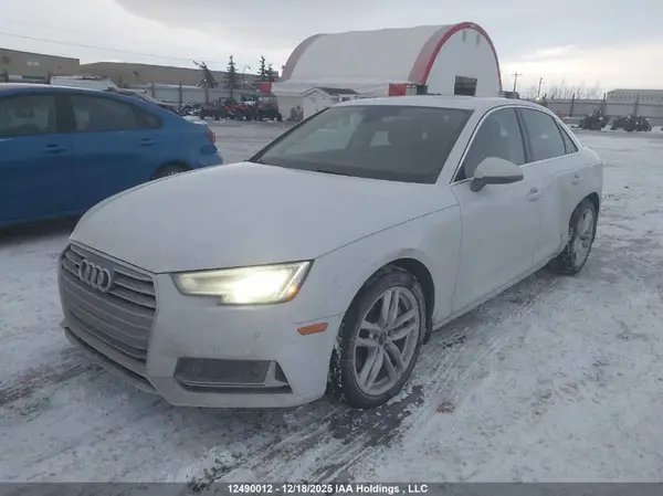 WAUCNAF48KA010039 2019 AUDI A4 ALLROAD - Image 2