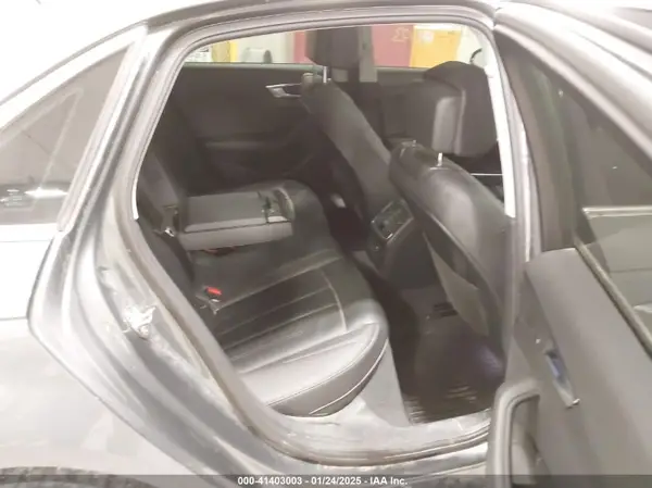 WAUCNAF49HN009046 2017 AUDI A4 - Image 8