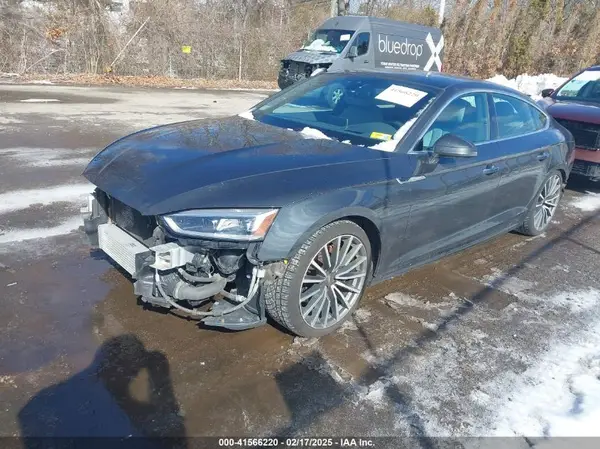 WAUCNCF50JA062901 2018 AUDI A5 - Image 2