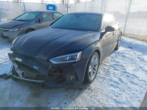 WAUCNCF55KA003957 2019 AUDI A5 - Image 2